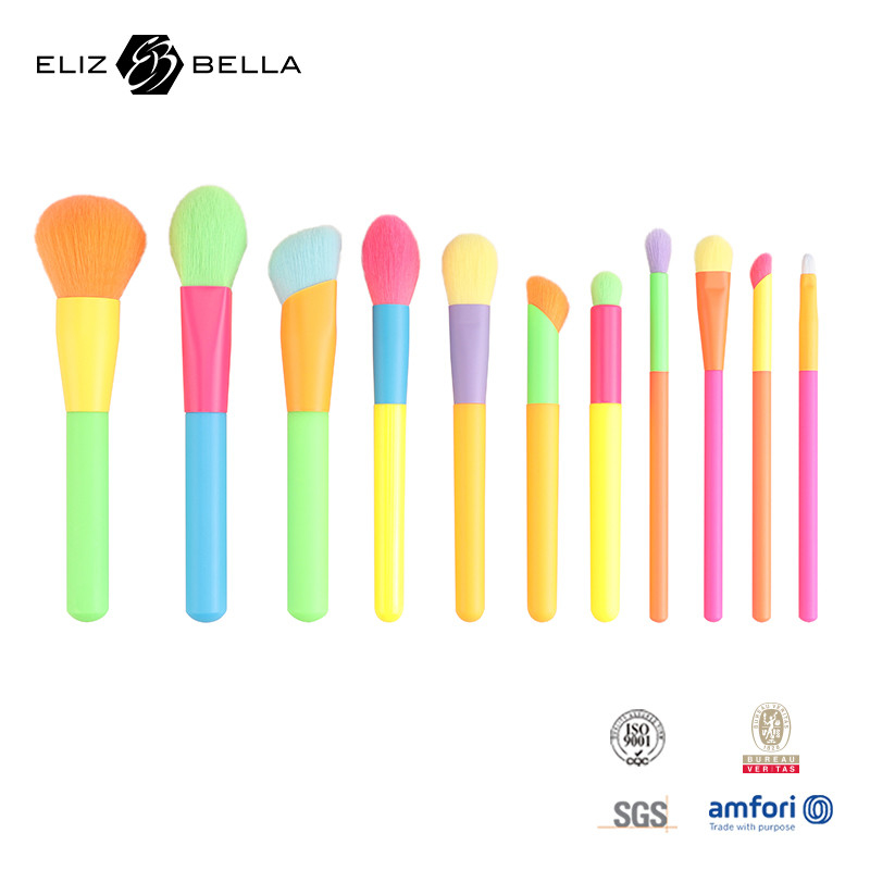 12PCS 화려한 목재 손잡이와 페룰로 사용자 지정 로고가 있는 메이크업 브러쉬