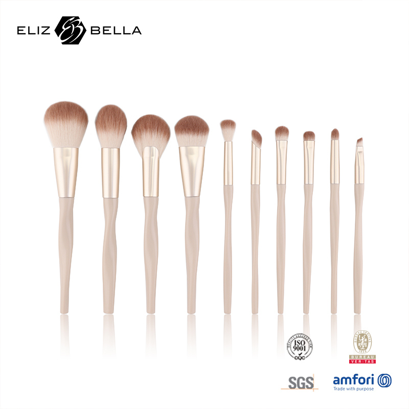 Premium 10-Piece Travel Makeup Brush Set with Latest Design – Soft Synthetic Bristles, Ergonomic Handles for Flawless Blending & Easy Portability